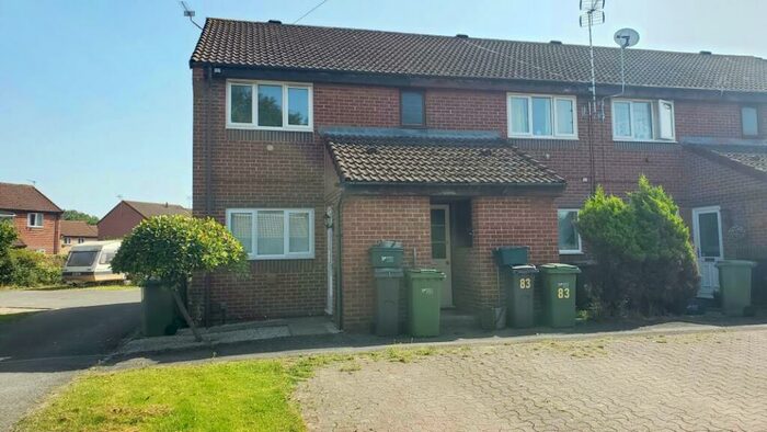 1 Bedroom Flat To Rent In Maple Close, Hardwicke, GL2