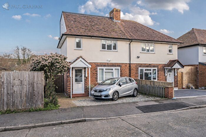 3 Bedroom Semi Detached House For Sale In Byne Road, Carshalton, SM5