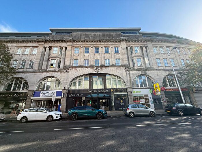 2 Bedroom Flat To Rent In Castle Street, Swansea, SA1