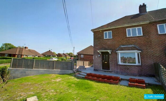 3 Bedroom Semi-Detached House To Rent In Spencer Drive, Somercotes, DE55