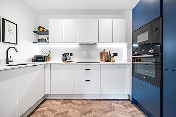 1 Bedroom Apartment For Sale In Station Road, Sidcup, DA15