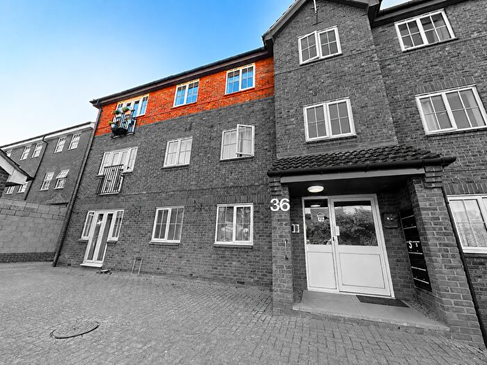 2 Bedroom Apartment For Sale In Navigation Drive, Glen Parva, Leicester, LE2