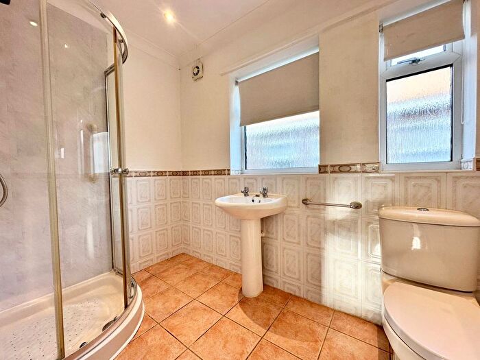 2 Bedroom Bungalow To Rent In Gloucester Road, Willerby, Hull, East Yorkshire, HU10
