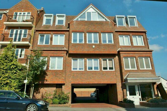 Apartment To Rent In Portland House, Station Road, Gerrards Cross, Buckinghamshire, SL9