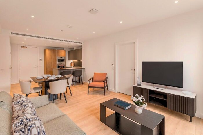 2 Bedroom Apartment To Rent In Nine Elms Lane, London, SW11