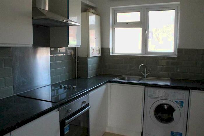 2 Bedroom Apartment To Rent In Pipers Green, London, NW9