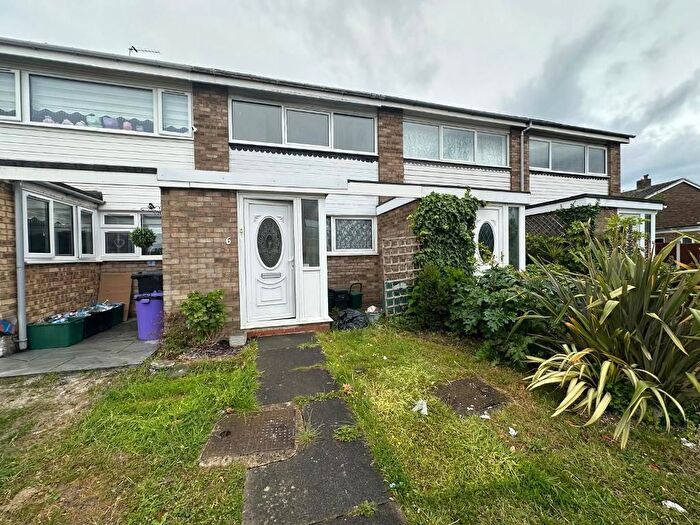 2 Bedroom Terraced House For Sale In Place Farm Avenue, Orpington, Kent, BR6