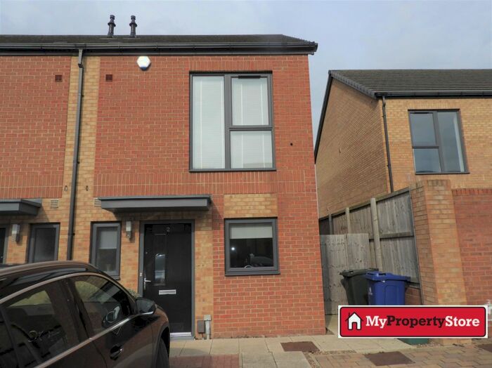 2 Bedroom Semi-Detached House To Rent In Winscar Road, Doncaster, DN4