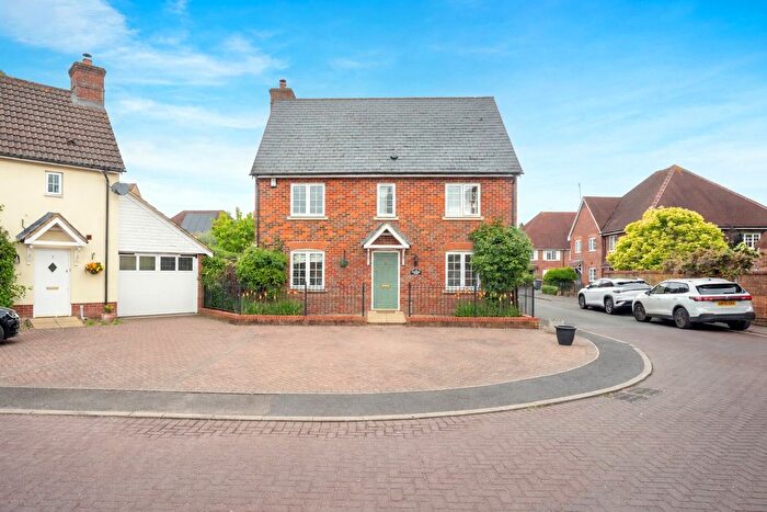 4 Bedroom Detached House To Rent In Patterson Court, Wooburn Green, High Wycombe, Buckinghamshire, HP10