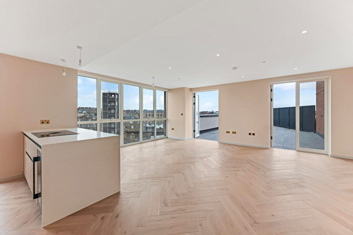 2 Bedroom Penthouse For Sale In The Tipton, Highgate Road, NW5