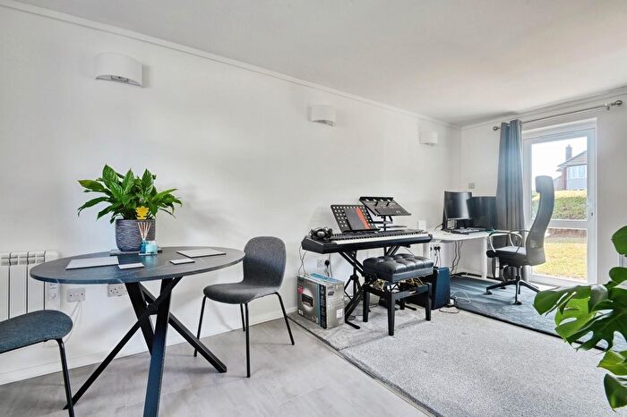 1 Bedroom Flat For Sale In Jockey Road, Sutton Coldfield, B73