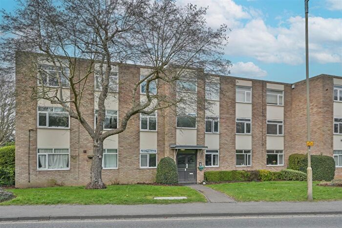 2 Bedroom Flat For Sale In Eagle Way, Great Warley, Brentwood, CM13