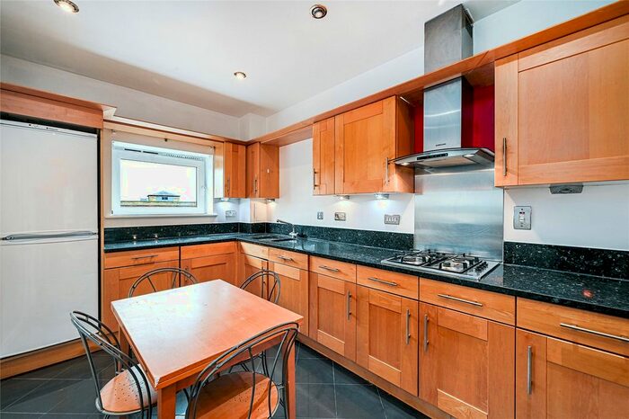 2 Bedroom Flat To Rent In Warren House, Beckford Close, W14