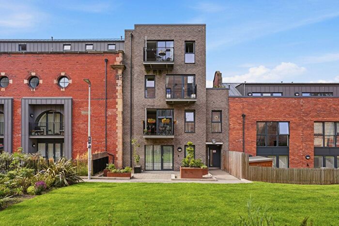 1 Bedroom Flat For Sale In Dryden Street, Leith, Edinburgh, EH7