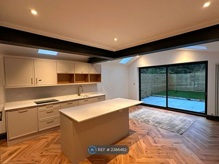 2 Bedroom Flat To Rent In Ringwood Road, London, E17