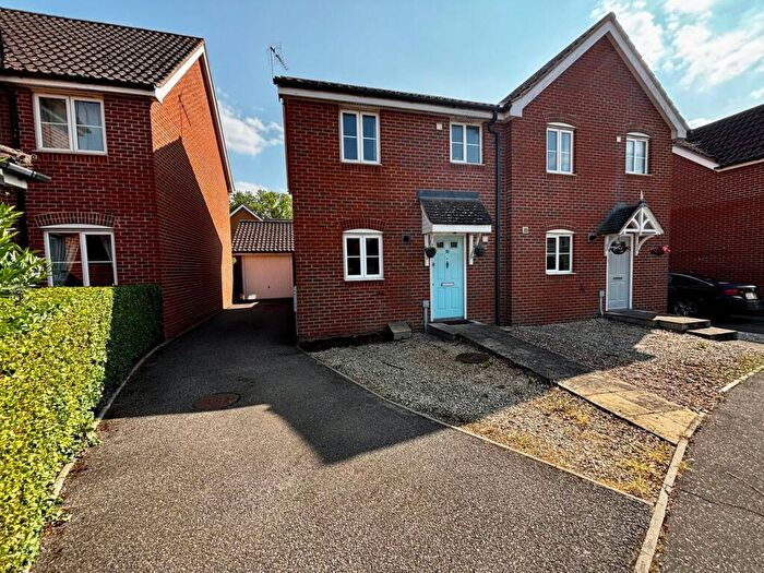 3 Bedroom Semi-Detached House To Rent In Swan Terrace, Downham Market, PE38