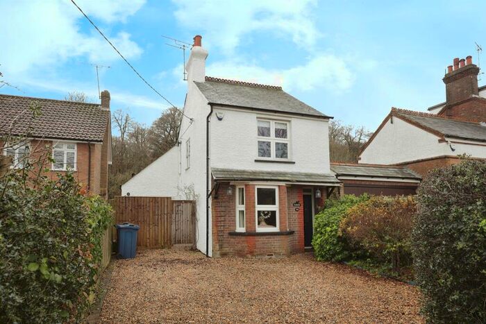 4 Bedroom Detached House For Sale In Kings Lane, South Heath, Great Missenden, HP16