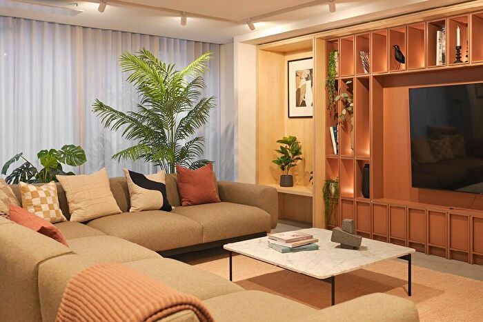 2 Bedroom Apartment To Rent In Pitsford Street, Birmingham, B18