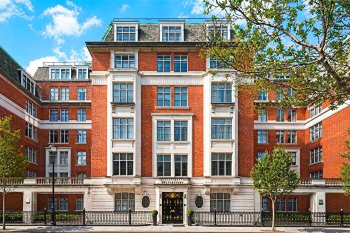 Studio To Rent In Hallam Street, Marylebone, London, W1W