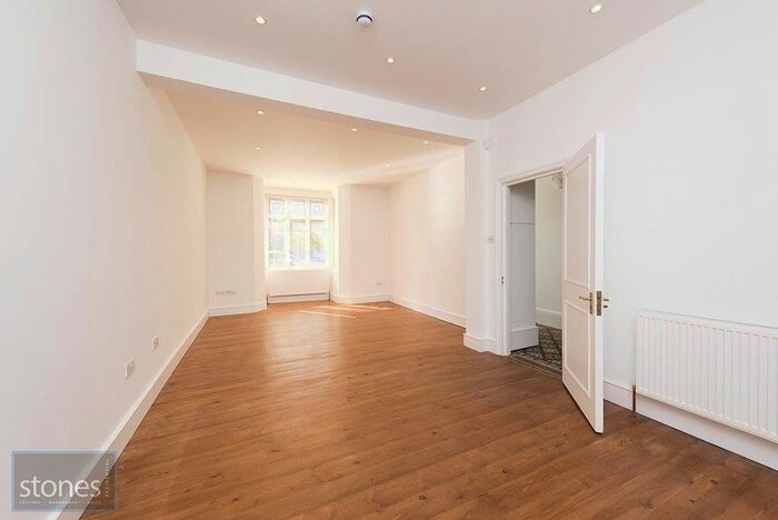 5 Bedroom Terraced House To Rent In Lisburne Road, Hampstead Heath, London, NW3