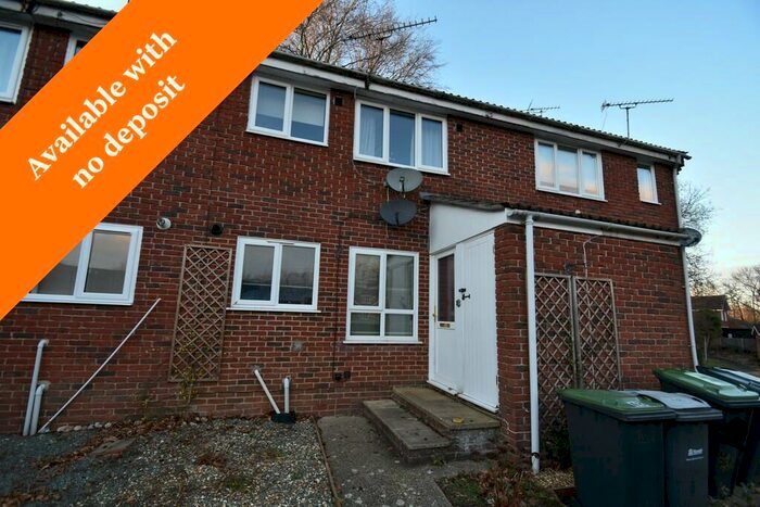 1 Bedroom Ground Flat To Rent In No Deposit Option Available - Holly Drive, Waterlooville, PO7