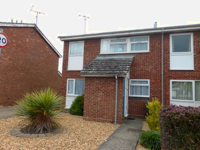 2 Bedroom Maisonette To Rent In Bottels Road, Warboys, Huntingdon, PE28