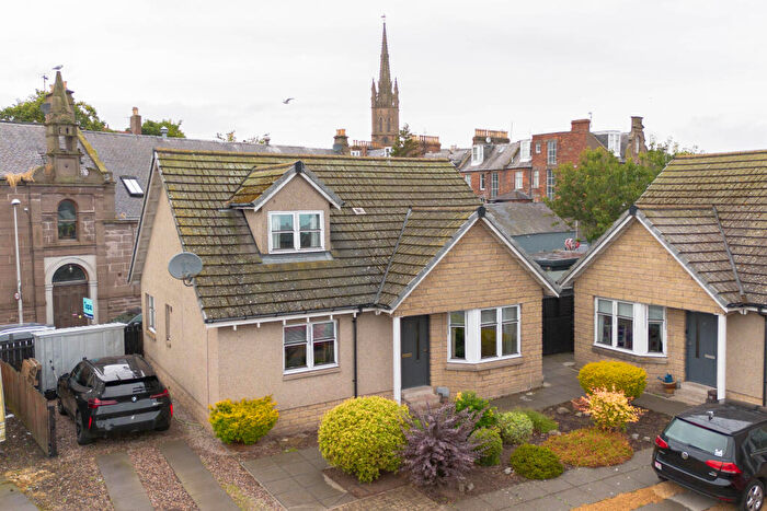 4 Bedroom Detached House For Sale In John Mckay Place, Montrose, DD10