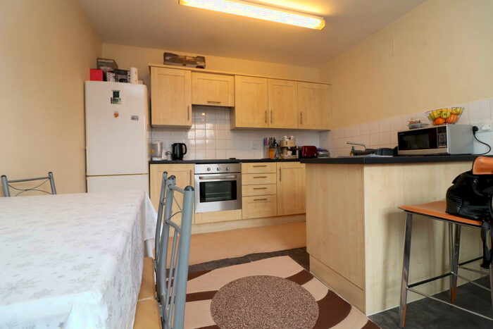 1 Bedroom Maisonette To Rent In Baddow Road, Great Baddow, Chelmsford, CM2