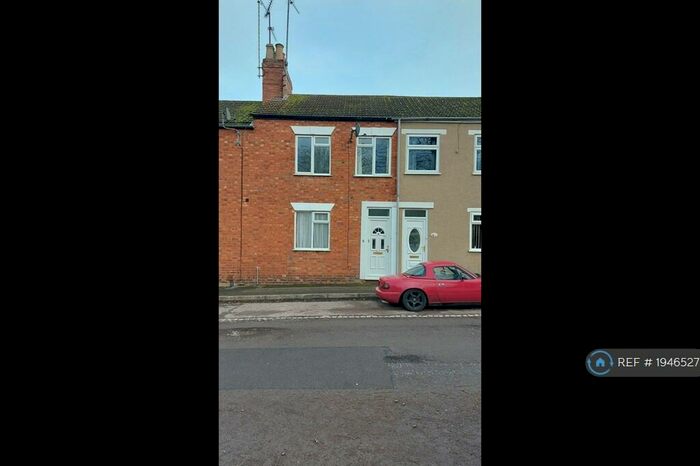 3 Bedroom Terraced House To Rent In Church Street, New Bradwell, Milton Keynes, MK13