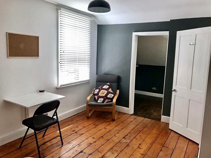 4 Bedroom House To Rent In Roden Avenue, Kidderminster, DY10