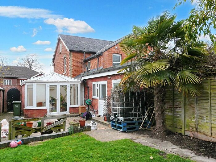 3 Bedroom Semi-Detached House To Rent In Frimley Road, Aldershot, GU12