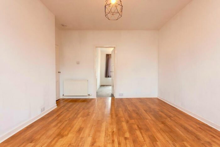 2 Bedroom Flat For Sale In Hilton Terrace, Hilton, Aberdeen, AB24