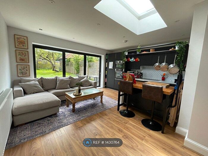 4 Bedroom Terraced House To Rent In Mundania Road, London, SE22