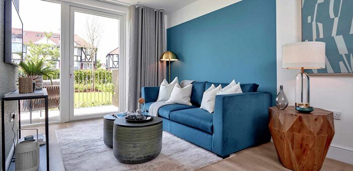 2 Bedroom Flat To Rent In Grand Union, London, HA0