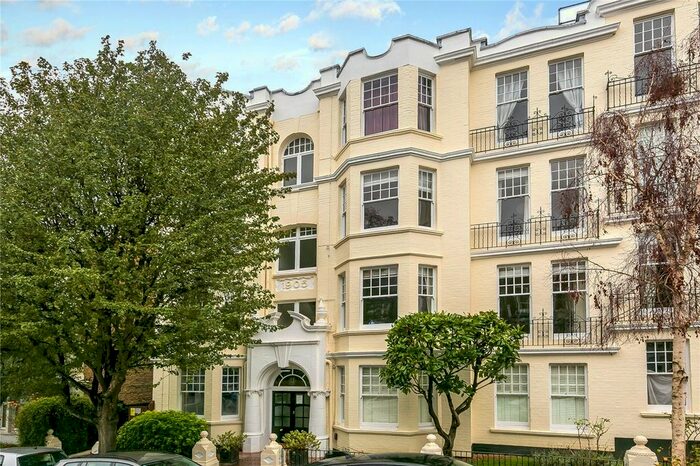 2 Bedroom Flat To Rent In Onslow Avenue, Richmond, TW10