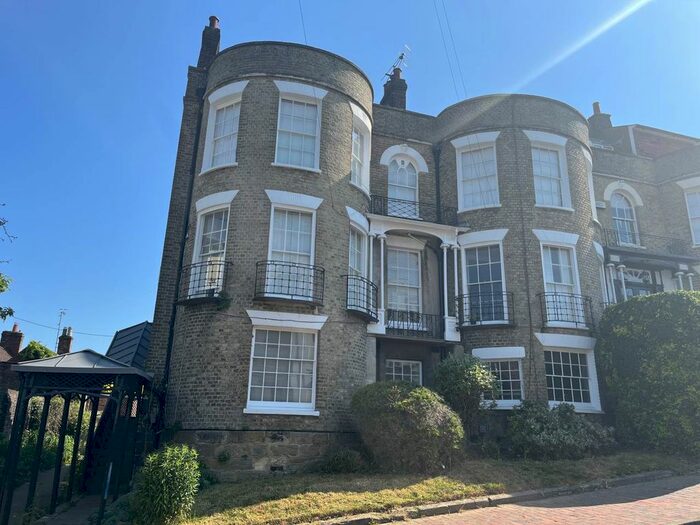 1 Bedroom Flat To Rent In Mount Sion, Tunbridge Wells, TN1