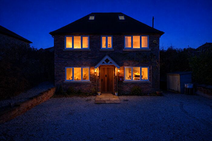 4 Bedroom Detached House For Sale In Chilbolton, Stockbridge, SO20