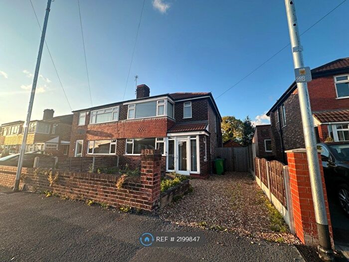 3 Bedroom Semi-Detached House To Rent In Queensway, Manchester, M19