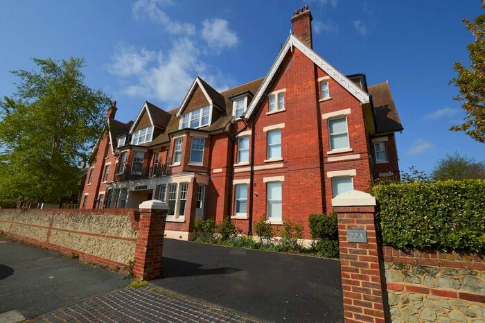 2 Bedroom Flat To Rent In Grange Road, Eastbourne, BN21