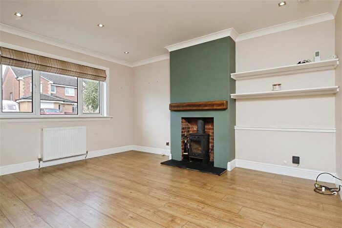 2 Bedroom Terraced House For Sale In Craigend Road, Stirling, FK7