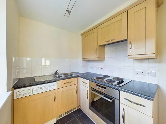 1 Bedroom Flat To Rent In Heath Court, New Eltham, London, SE9