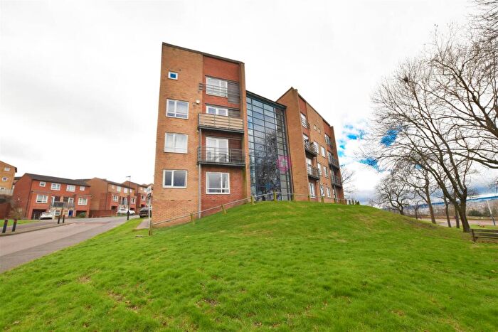 2 Bedroom Flat To Rent In Park Grange Mount, Norfolk Park, S2