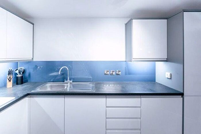 1 Bedroom Apartment To Rent In The Laureate, Charles Street, Bristol, BS1
