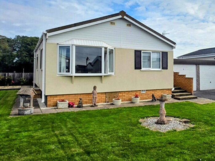 2 Bedroom Park Home For Sale In Berkeley Vale Park, Hook Street, GL13