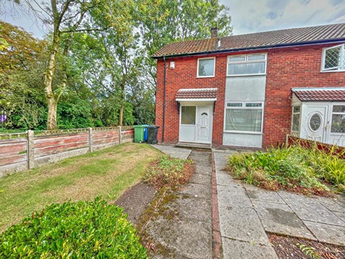 2 Bedroom End Of Terrace House For Sale In Evergreen Walk, Sale, M33