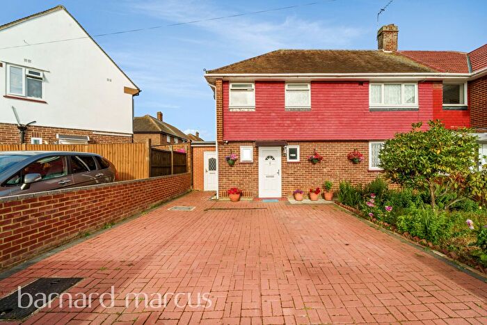 4 Bedroom Property To Rent In Southville Road, Feltham, TW14
