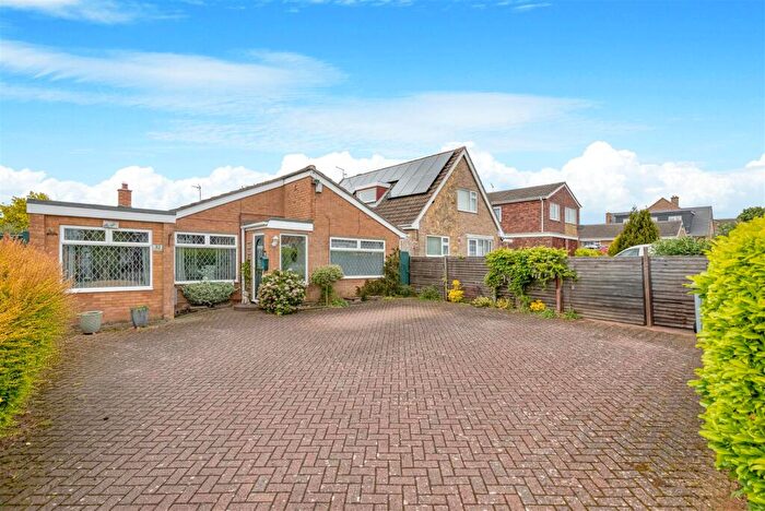 2 Bedroom Detached Bungalow For Sale In Leys Avenue, Desborough, NN14