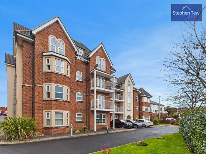 2 Bedroom Flat For Sale In Grosvenor House, Whitegate Drive, FY3