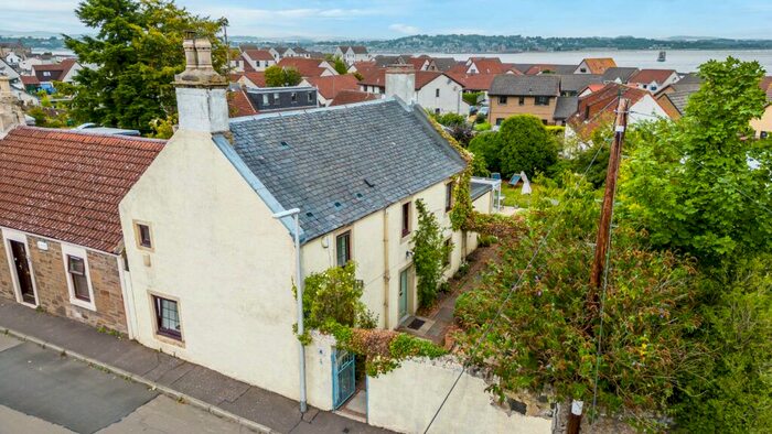 2 Bedroom Detached House For Sale In School Wynd, Tayport, DD6