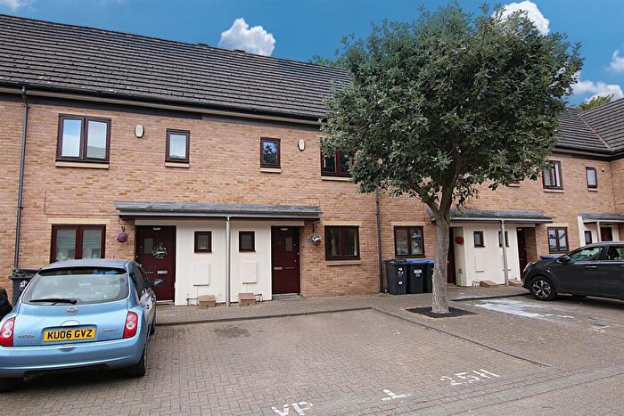 2 Bedroom Terraced House For Sale In Near Side, St James, NN5